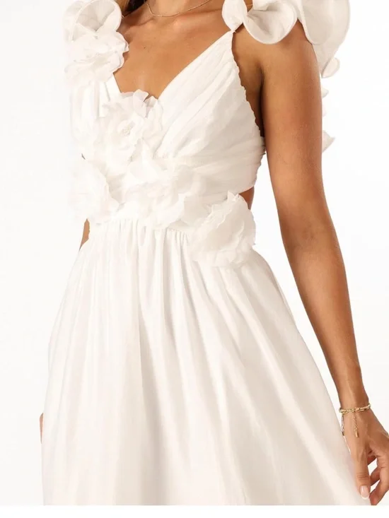 Petal & Pup White Floral-Accent Maxi Dress - Women - Picture 6 of 14